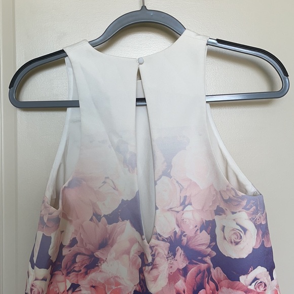 AS NEW! Finders Keepers Pink/White Ombré Rose Top - Picture 4 of 6